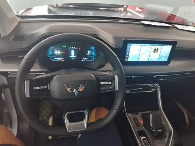 Wuling Asta — Фото автомобиля 9