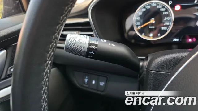 Genesis G70 Новый G70 Бензин 2.5T 4WD — Фото автомобиля 27