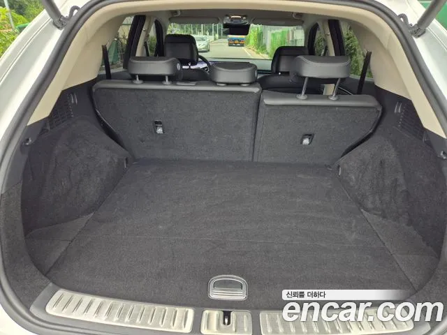 Genesis GV70 2.5T Бензин 2WD — Фото автомобиля 19