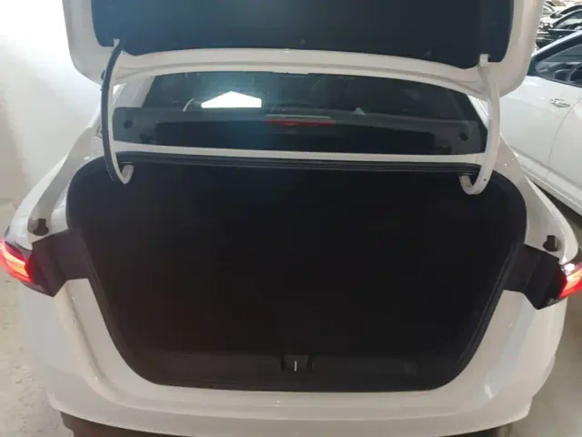 Geely Binrui — Фото автомобиля 18