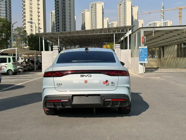BYD Qin L — Фото автомобиля 5