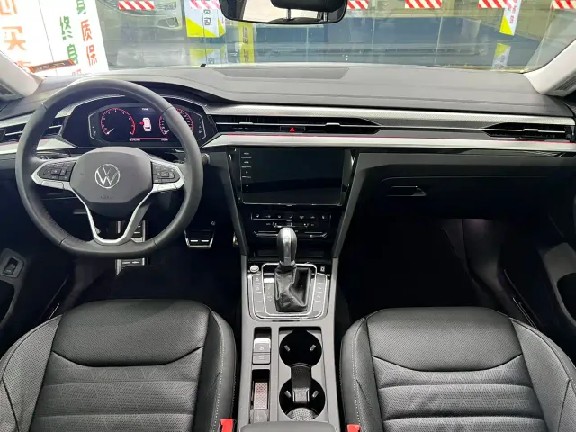 Volkswagen CC — Фото автомобиля 10
