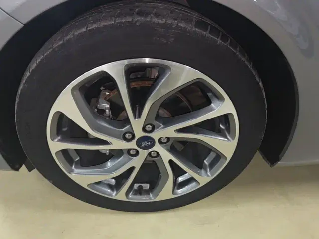 Ford Mondeo — Фото автомобиля 22