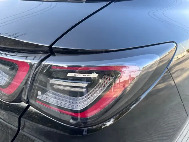 BYD Seal 06 GT — Фото автомобиля 11