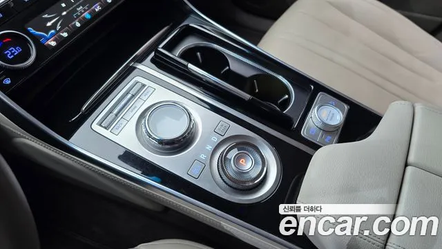 Genesis GV80 — Фото автомобиля 9