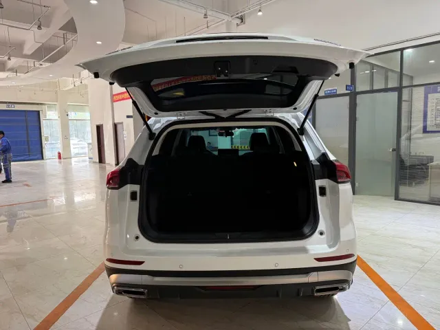 Haval H6 — Фото автомобиля 8