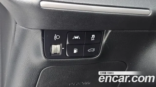 Hyundai Grandeur Grandeur (New) — Фото автомобиля 12