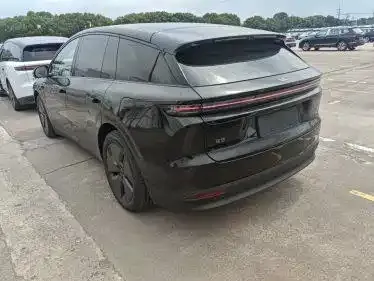 Li Auto i6 — Фото автомобиля 4