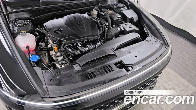 Hyundai Grandeur Grandeur (GN7) 2.5 Бензин 2WD — Фото автомобиля 6