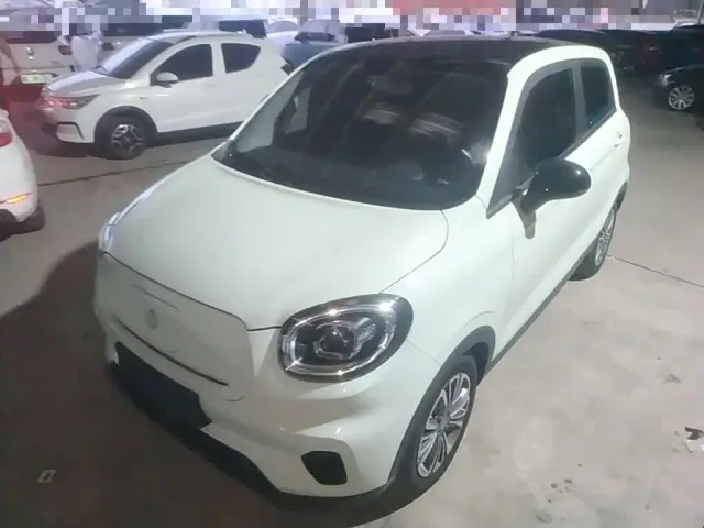 Фотография автомобиля — Leapmotor T03