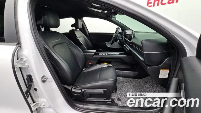 Hyundai Ioniq 6 — Фото автомобиля 26