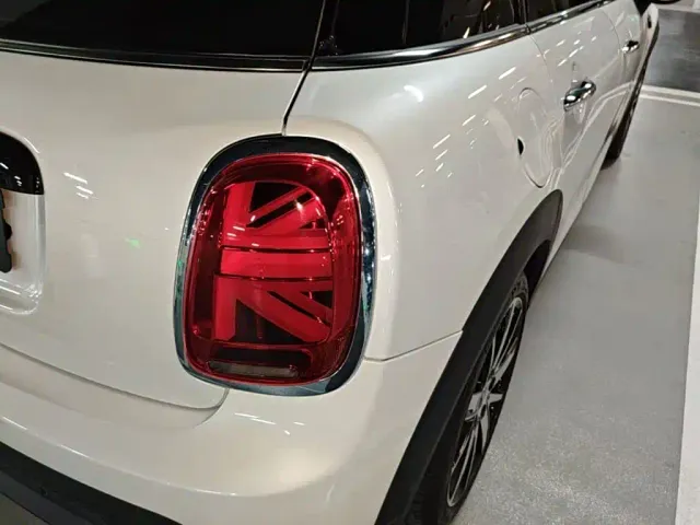 MINI Hatch — Фото автомобиля 7