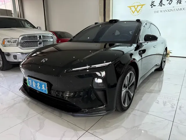 Фотография автомобиля — Nio ET5 Touring