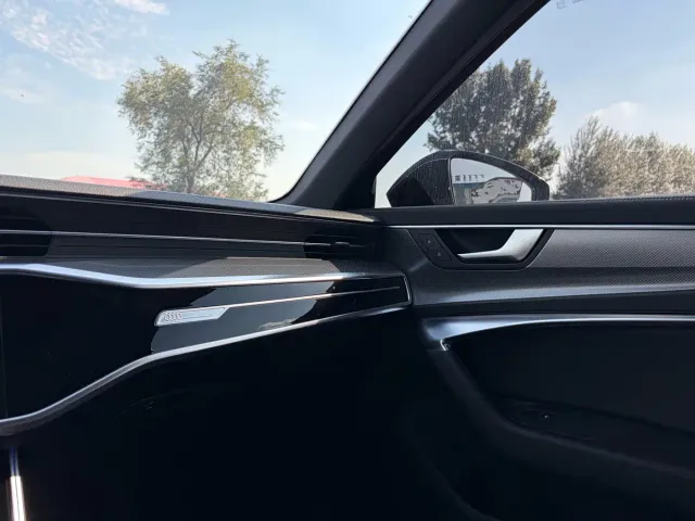 Audi Audi A6L 2022 40 TFSI Luxury Dynamic — Фото автомобиля 16