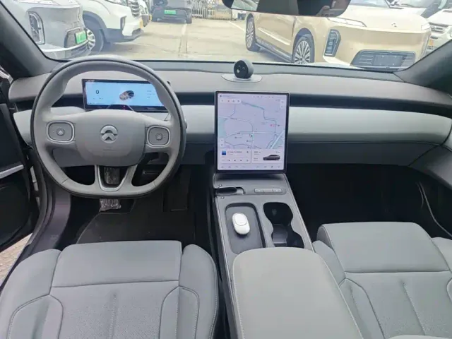 Nio ET5 Touring — Фото автомобиля 9