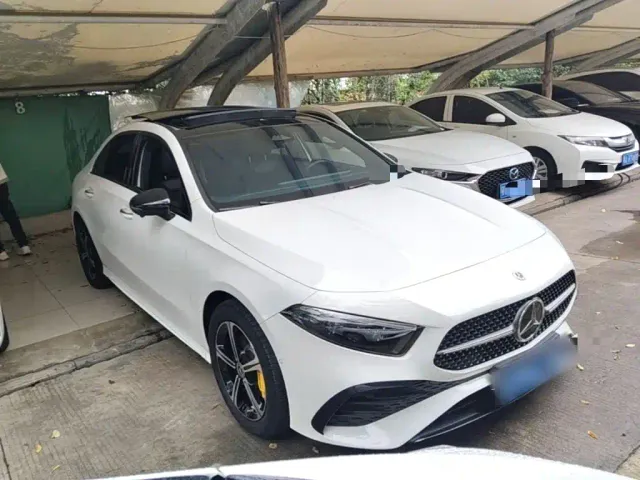 Mercedes-Benz A-Class — Фото автомобиля 3