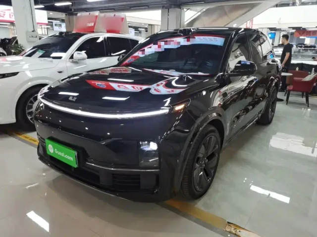 Фотография автомобиля — Li Auto L8