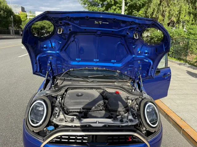 MINI Hatch — Фото автомобиля 22