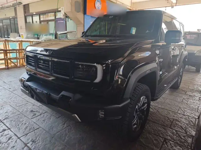 Фотография автомобиля — BAIC BJ40