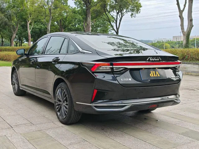Dongfeng Yixuan MAX — Фото автомобиля 5