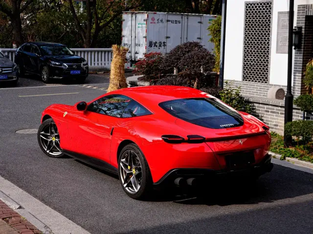 Ferrari Roma — Фото автомобиля 4