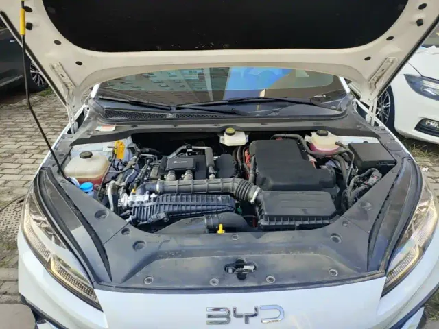 BYD Seal 06 — Фото автомобиля 19
