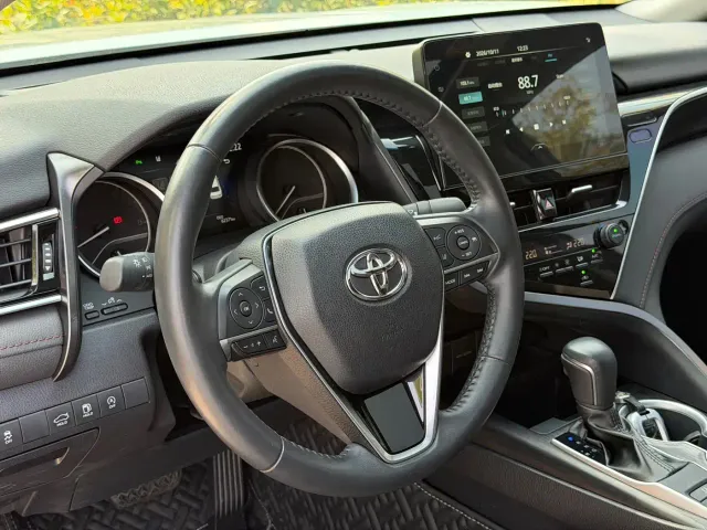 Toyota Camry — Фото автомобиля 12