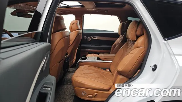 Genesis GV80 2.5T Бензин 2WD — Фото автомобиля 12