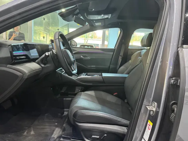 BYD Qin L — Фото автомобиля 4