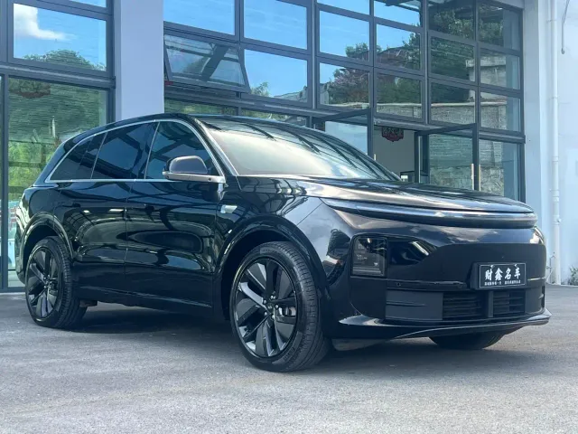 Li Auto L6 — Фото автомобиля 3