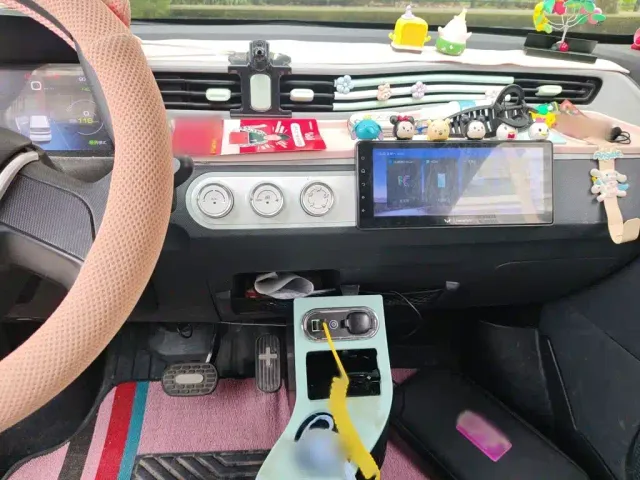 Wuling Hongguang Mini EV — Фото автомобиля 5