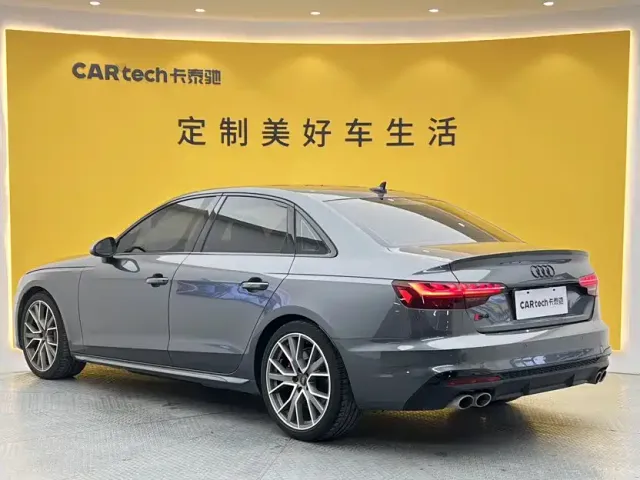 Audi S4 — Фото автомобиля 3