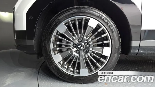 Hyundai Santa Fe MX5 — Фото автомобиля 5