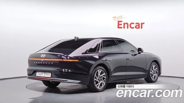 Hyundai Grandeur GN7 — Фото автомобиля 2