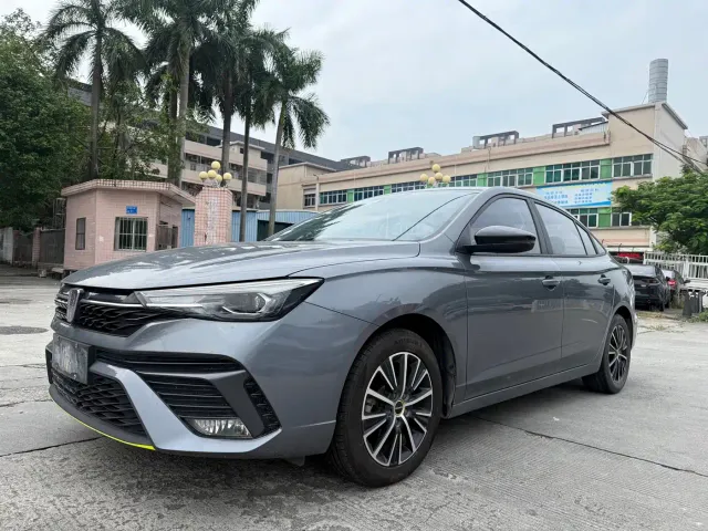 Фотография автомобиля — Roewe i5