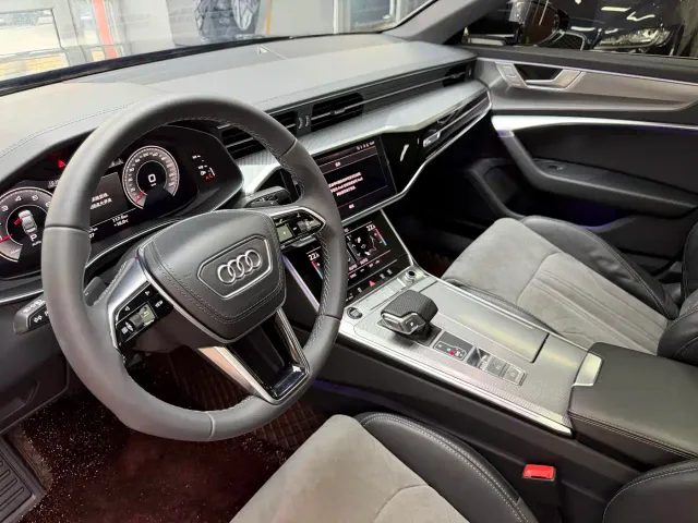 Audi A6L — Фото автомобиля 10