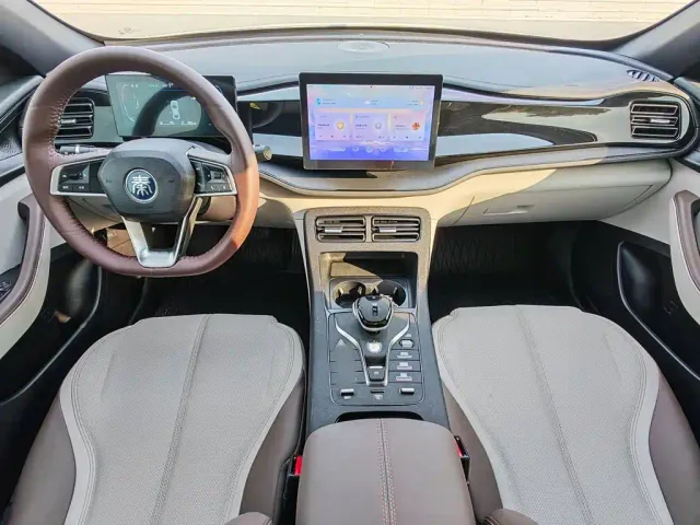 BYD Qin PLUS — Фото автомобиля 9