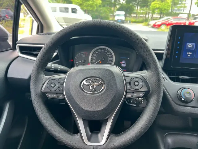 Toyota Corolla — Фото автомобиля 19