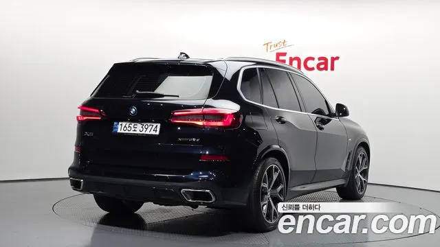 BMW X5 — Фото автомобиля 2