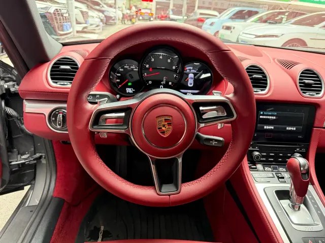 Porsche 718 — Фото автомобиля 16