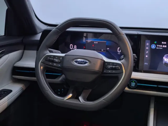 Ford Edge — Фото автомобиля 19