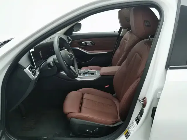 BMW i3 — Фото автомобиля 10