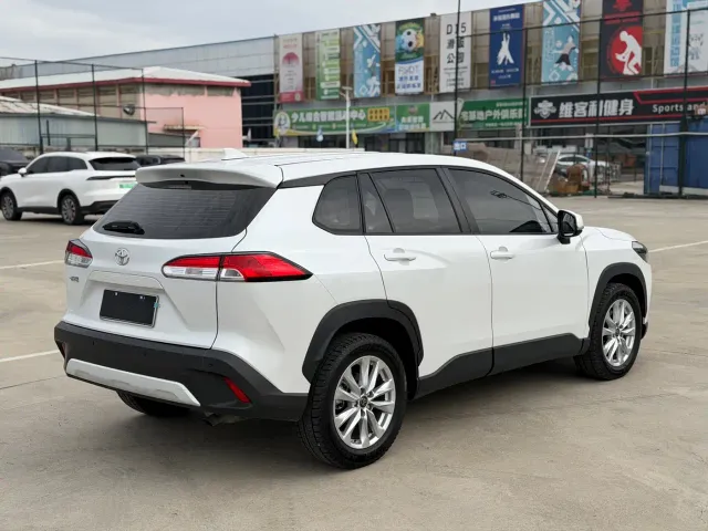 Toyota Corolla Cross — Фото автомобиля 6