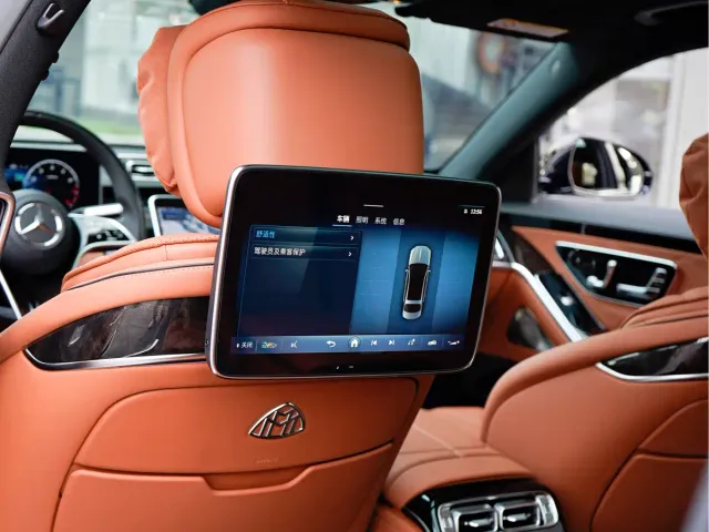 Mercedes-Benz Maybach S-Class — Фото автомобиля 16