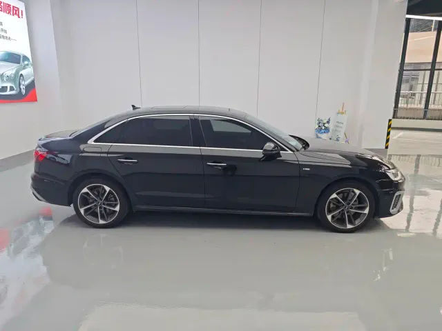 Audi A4L — Фото автомобиля 10