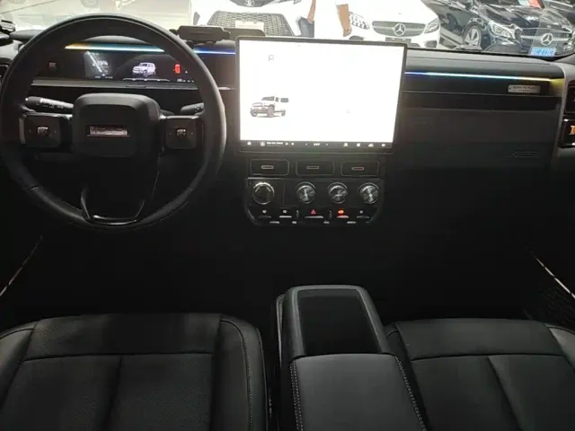 iCAR V23 — Фото автомобиля 12
