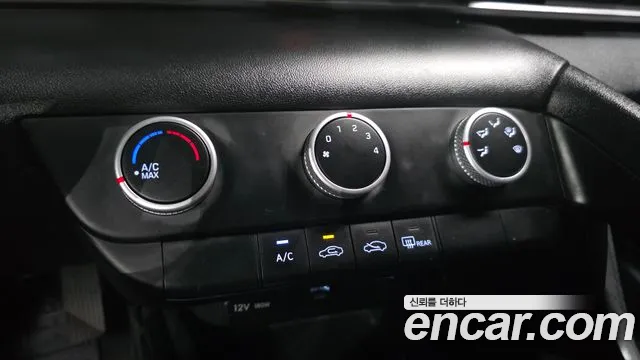 Hyundai AVANTE Avante (CN7) — Фото автомобиля 14