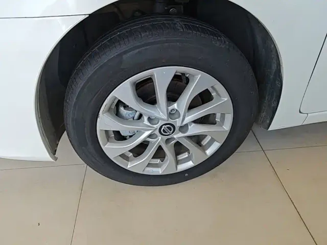 Nissan Sylphy — Фото автомобиля 22