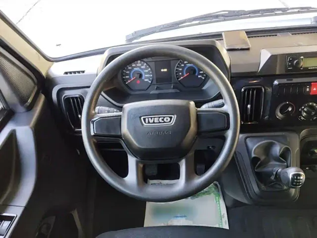 Iveco Daily — Фото автомобиля 10