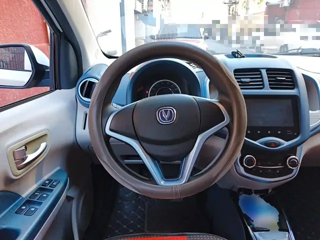 Changan Benben E-Star — Фото автомобиля 11